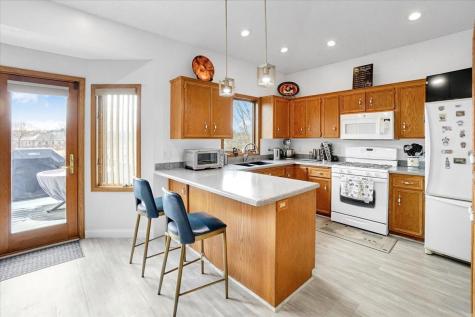5583 W 140th Street Savage MN 55378