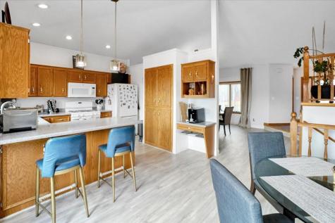 5583 W 140th Street Savage MN 55378