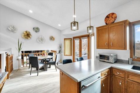 5583 W 140th Street Savage MN 55378