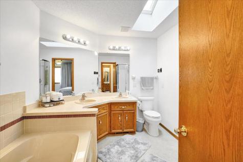 5583 W 140th Street Savage MN 55378