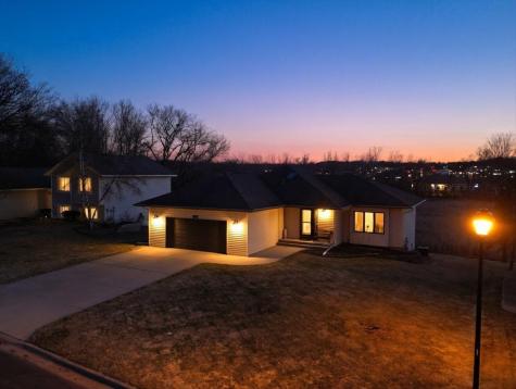5583 W 140th Street Savage MN 55378