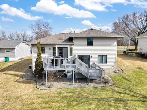 5583 W 140th Street Savage MN 55378