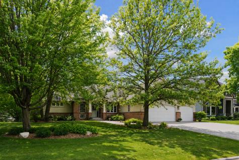 8167 Enclave Road Woodbury MN 55125