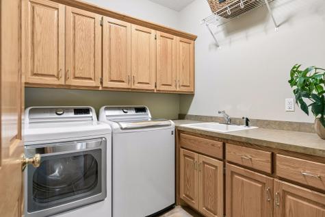 8167 Enclave Road Woodbury MN 55125