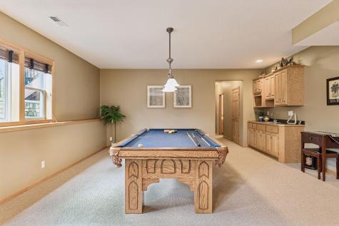 8167 Enclave Road Woodbury MN 55125