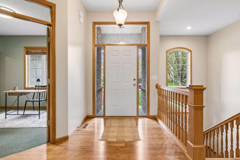 8167 Enclave Road Woodbury MN 55125