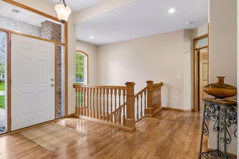 8167 Enclave Road Woodbury MN 55125