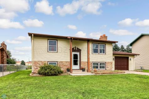 1918 13th Avenue N Moorhead MN 56560