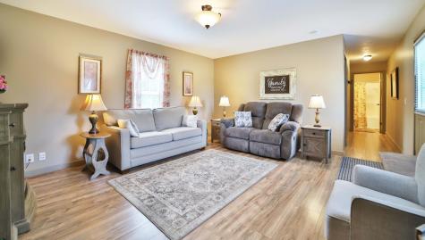 9188 Estate Circle Brainerd MN 56401