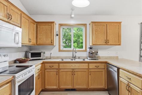 12468 65th Street NE Albertville MN 55301