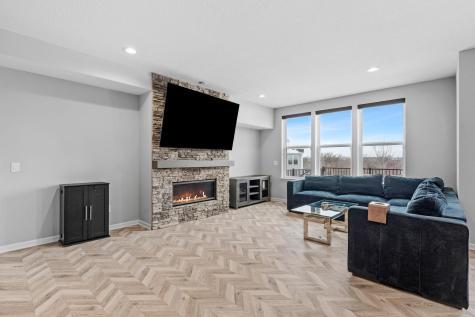4263 Swallowtail Lane Woodbury MN 55129