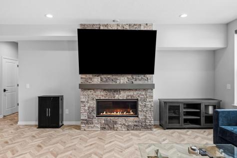 4263 Swallowtail Lane Woodbury MN 55129
