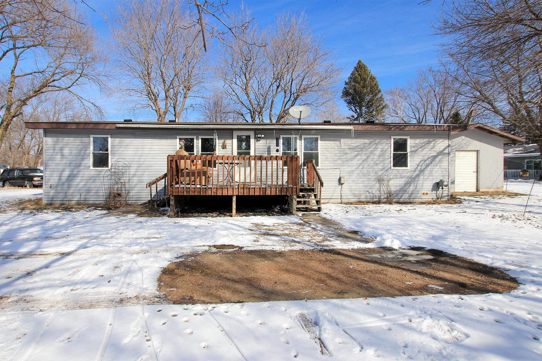 541 NW 3rd Street Buffalo Lake MN 55314