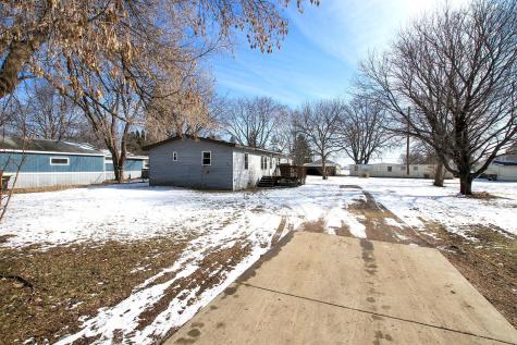 541 NW 3rd Street Buffalo Lake MN 55314