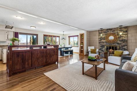 3301 Edgemere Avenue Saint Anthony MN 55418