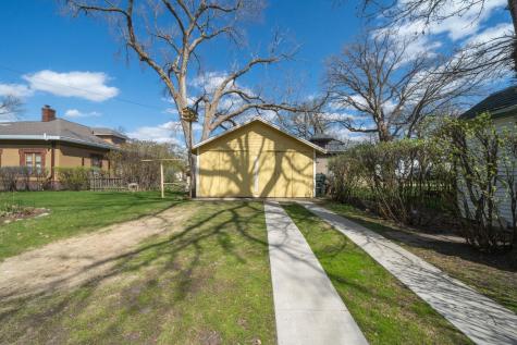 424 6th Avenue W Alexandria MN 56308