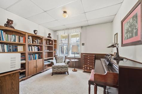 424 6th Avenue W Alexandria MN 56308