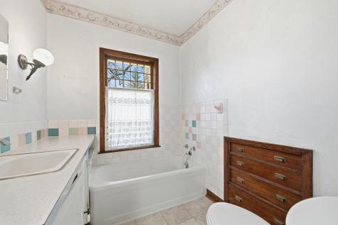 424 6th Avenue W Alexandria MN 56308