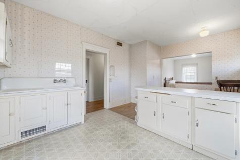 424 6th Avenue W Alexandria MN 56308