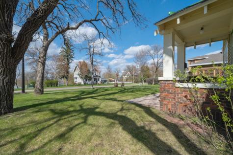 424 6th Avenue W Alexandria MN 56308