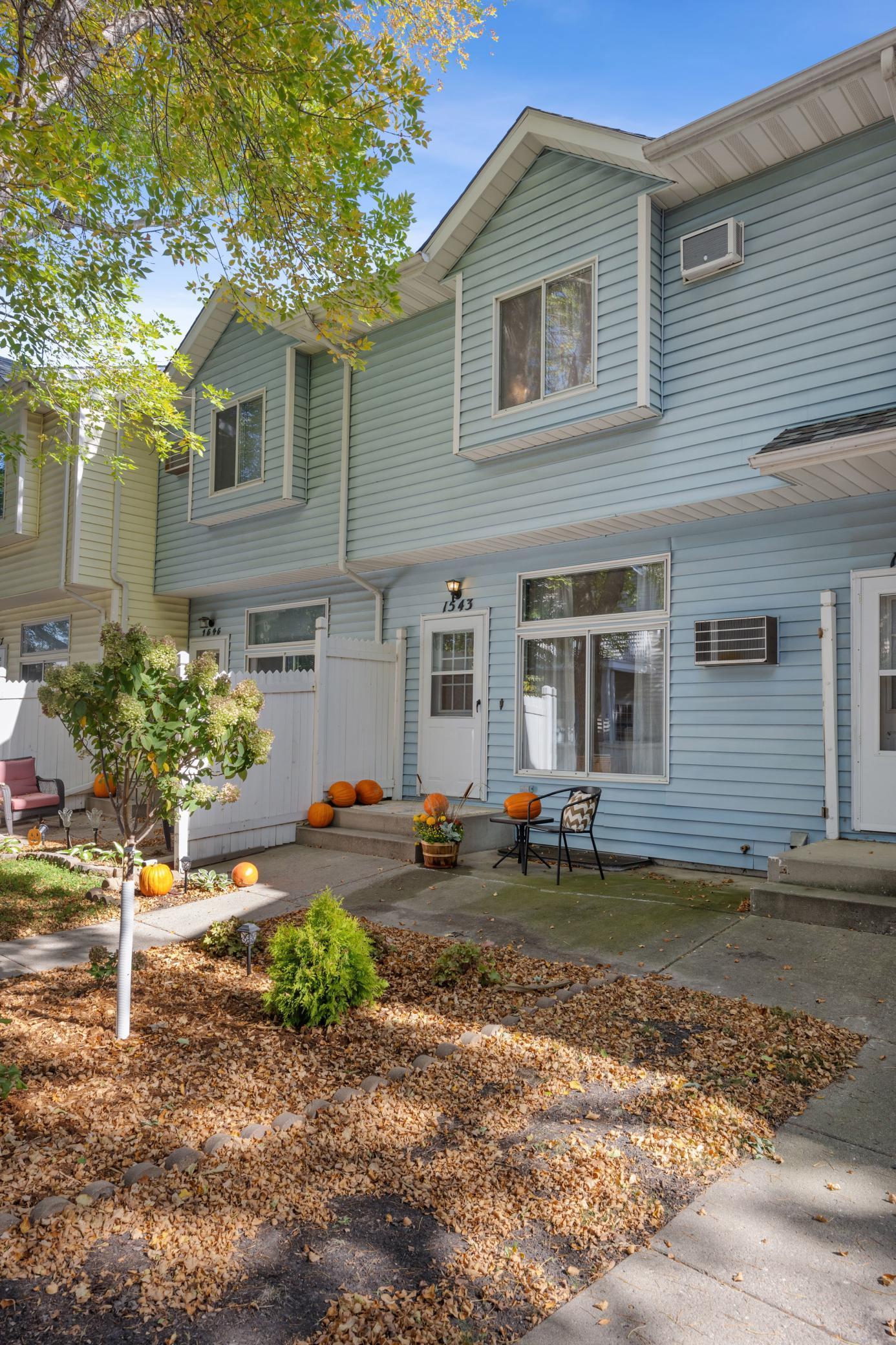 1543 34 1/2 Avenue S Fargo ND 58104