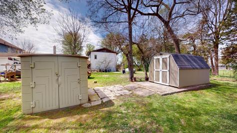 104 W 5th Street Cochrane WI 54622