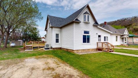 104 W 5th Street Cochrane WI 54622