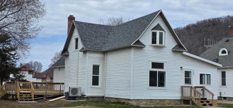 104 W 5th Street Cochrane WI 54622