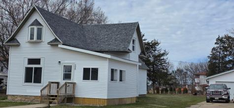 104 W 5th Street Cochrane WI 54622