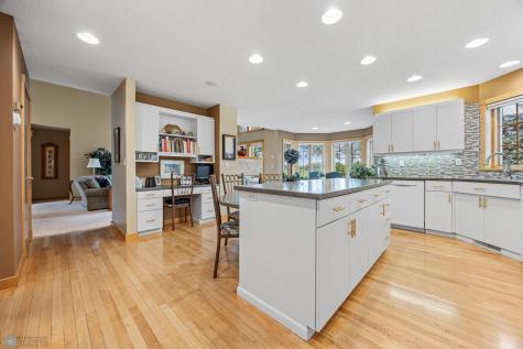 4902 Rose Creek Parkway S Fargo ND 58104