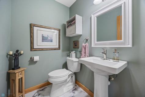 4902 Rose Creek Parkway S Fargo ND 58104