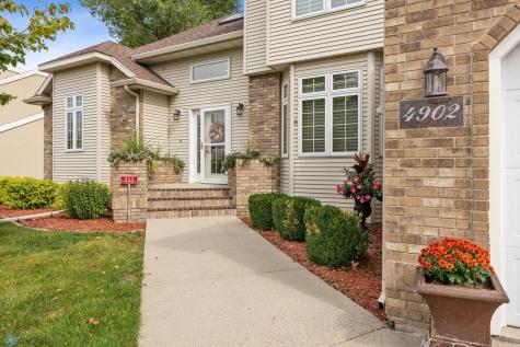 4902 Rose Creek Parkway S Fargo ND 58104