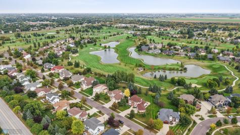 4902 Rose Creek Parkway S Fargo ND 58104