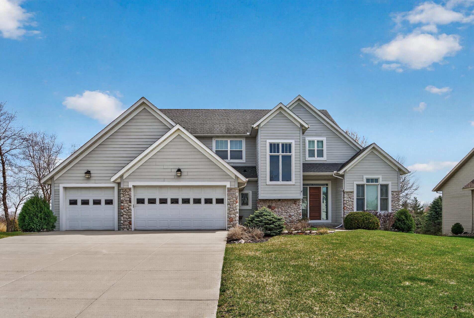 13212 Danner Path Rosemount MN 55068