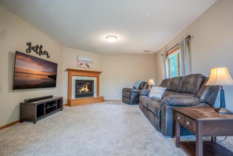 19643 71st Street NE New London MN 56273
