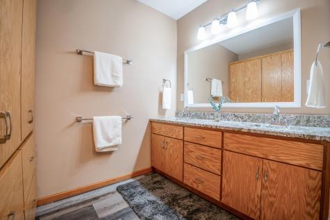 19643 71st Street NE New London MN 56273