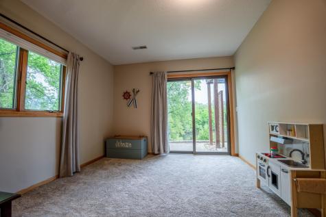 19643 71st Street NE New London MN 56273
