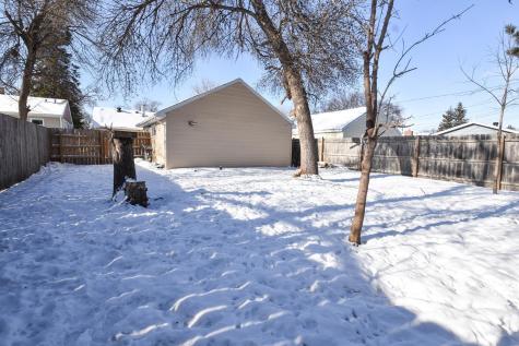 1416 14 1/2 Street S Fargo ND 58103