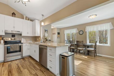 6715 Sioux Trail Rockford MN 55373
