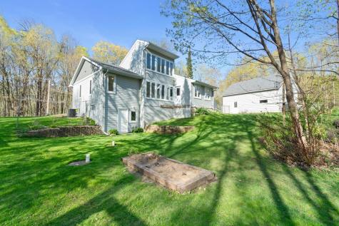 6715 Sioux Trail Rockford MN 55373