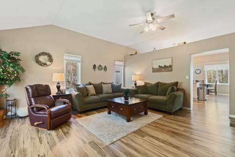 6715 Sioux Trail Rockford MN 55373