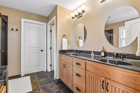 3917 Valencia Lane Chaska MN 55318