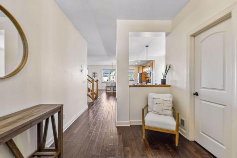 3917 Valencia Lane Chaska MN 55318