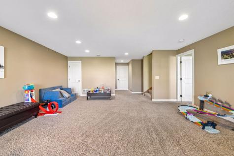 3917 Valencia Lane Chaska MN 55318
