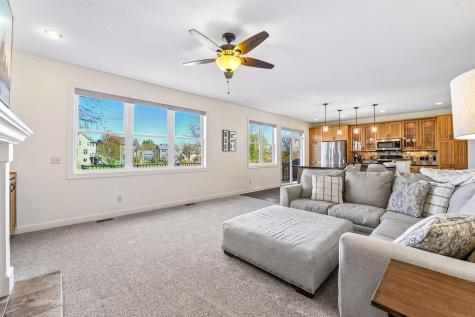 3917 Valencia Lane Chaska MN 55318
