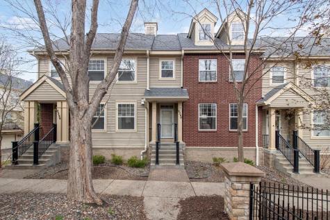 8294 Townsend Drive Eden Prairie MN 55344