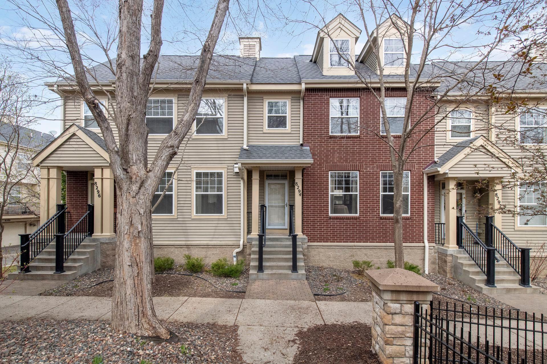 8294 Townsend Drive Eden Prairie MN 55344