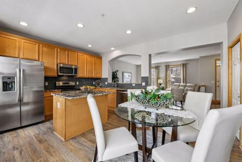 8294 Townsend Drive Eden Prairie MN 55344