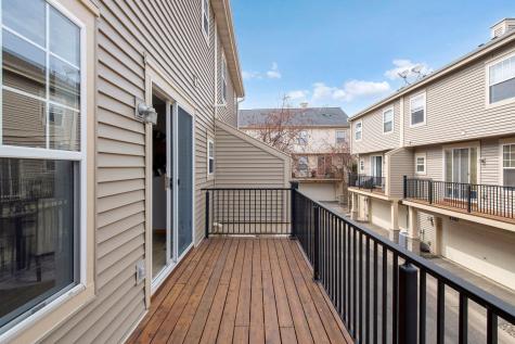 8294 Townsend Drive Eden Prairie MN 55344