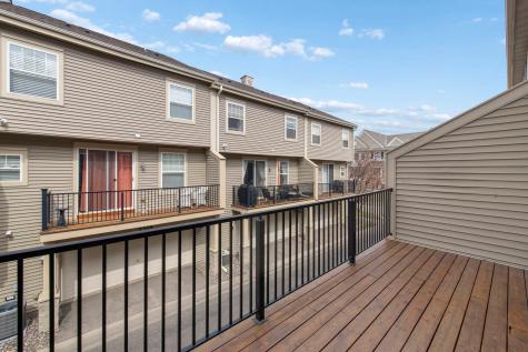 8294 Townsend Drive Eden Prairie MN 55344